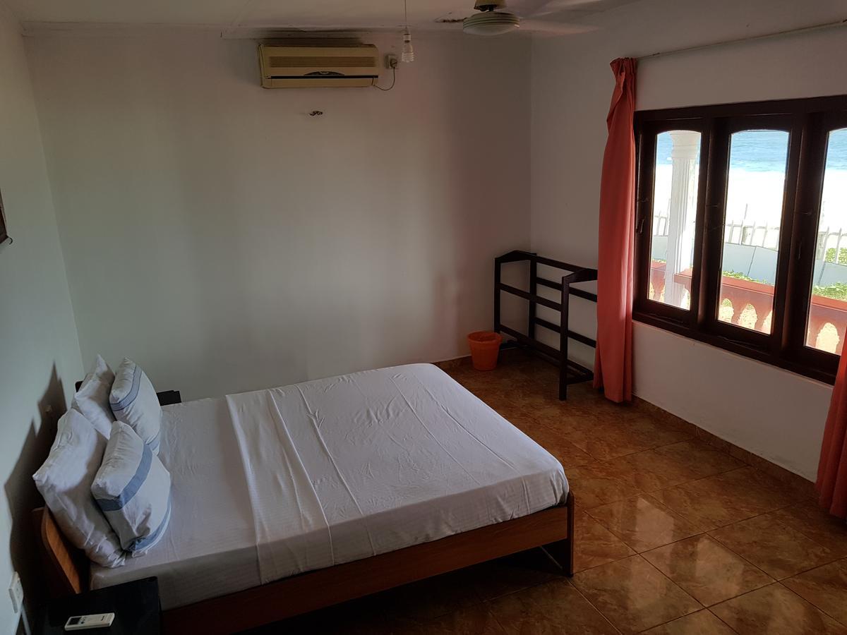 Happy Beach Cabana Hambantota Exterior foto